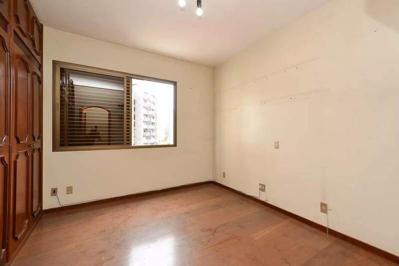 Apartamento, Funcionários, 4 Quartos, 3 Vagas, 2 Suítes
