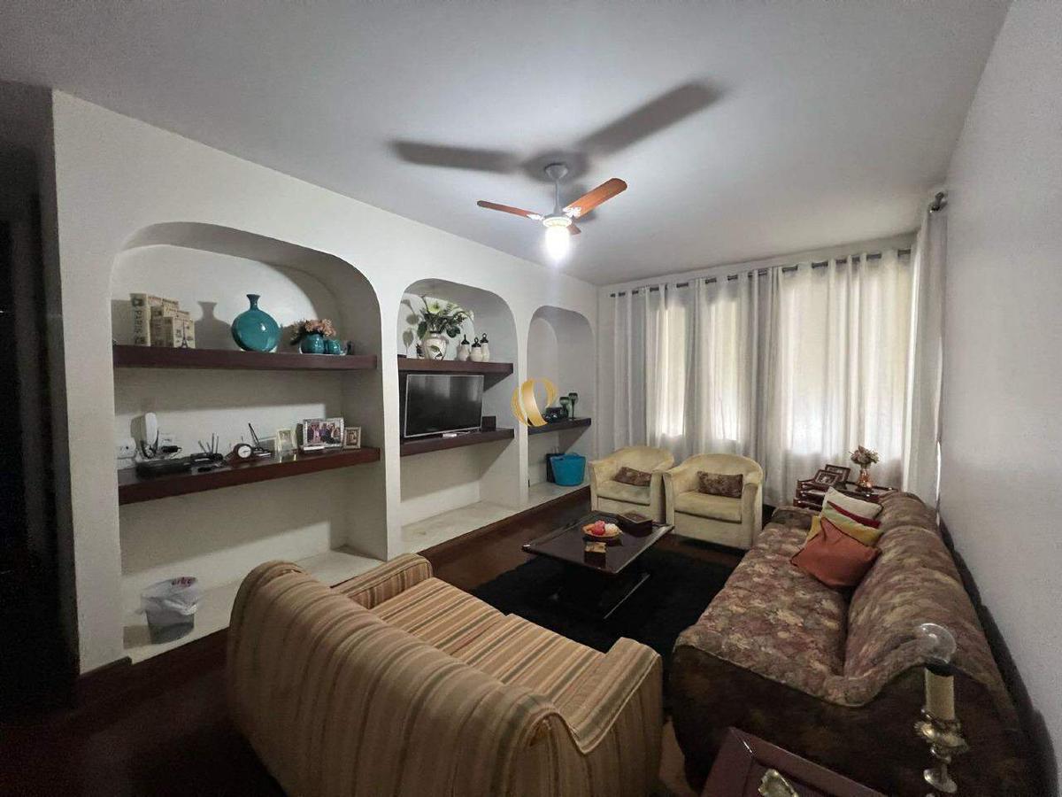 Casa, Jardim Cambuí, 6 Quartos, 8 Vagas, 4 Suítes