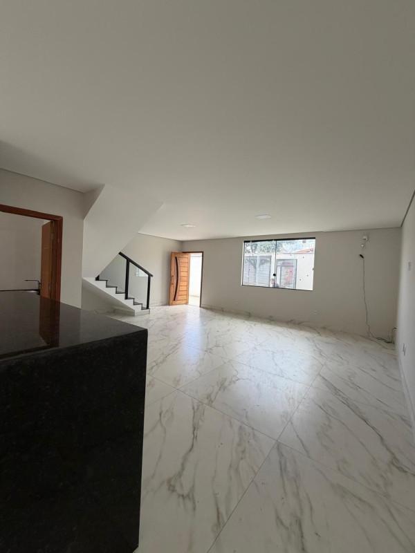 Casa, Santa Helena (barreiro), 3 Quartos, 3 Vagas, 1 Suíte
