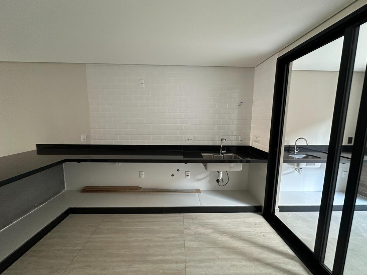 Casa, Jaraguá, 4 Quartos, 4 Vagas, 1 Suíte