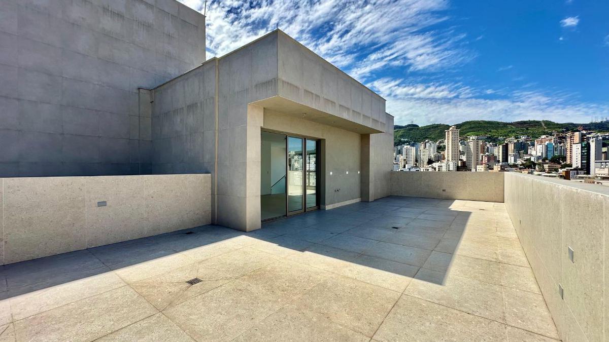 Cobertura, Cruzeiro, 4 Quartos, 4 Vagas, 2 Suítes