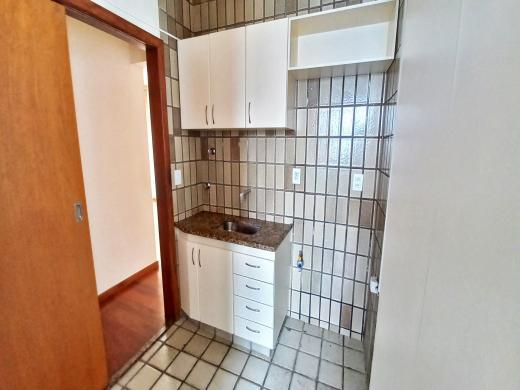 Apartamento, Funcionários, 2 Quartos, 1 Vaga