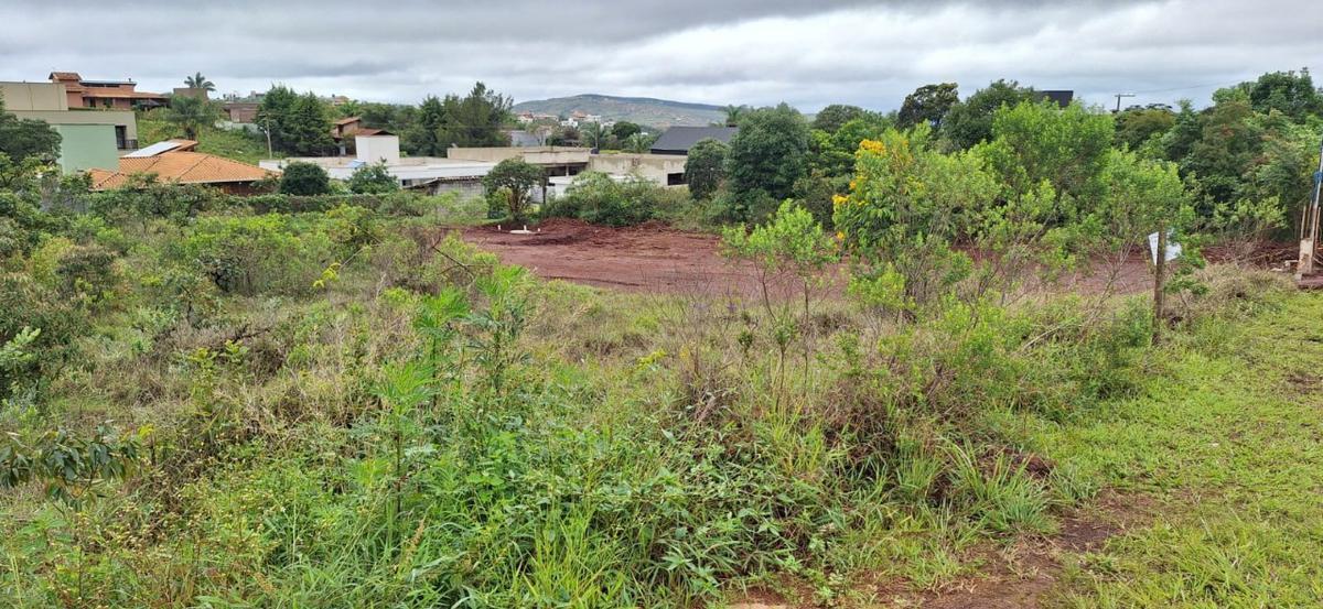 Lote, Água Limpa, 0 Quarto, 0 Vaga