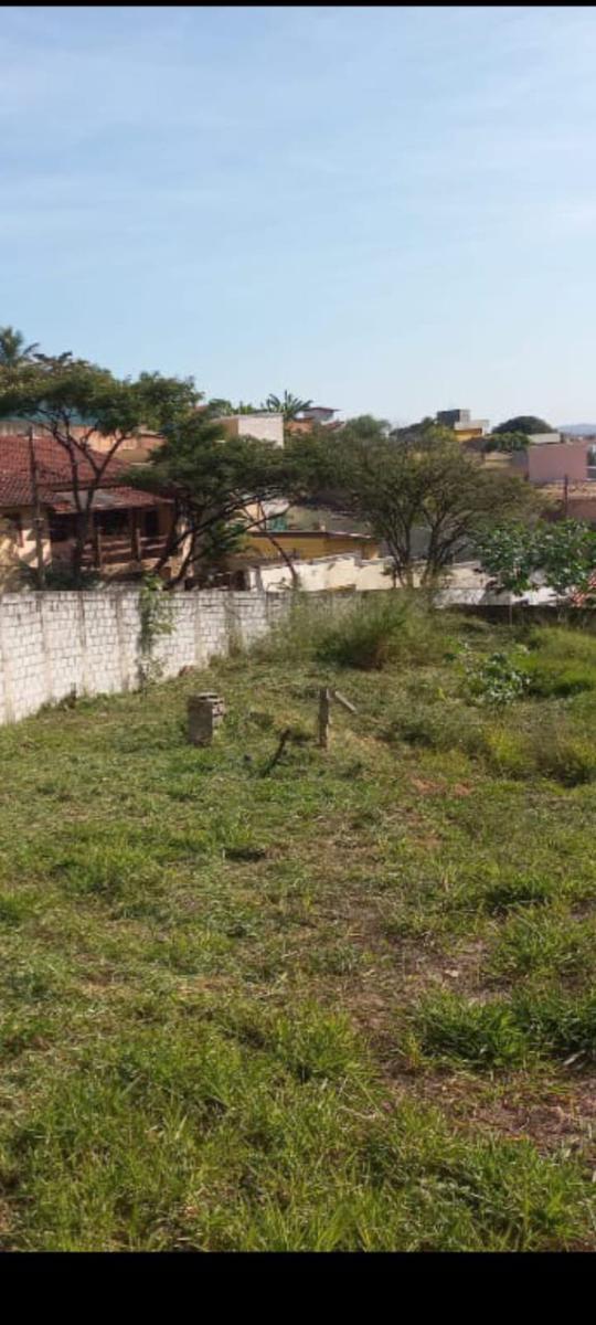 Lote, Estoril, 0 Quarto, 0 Vaga