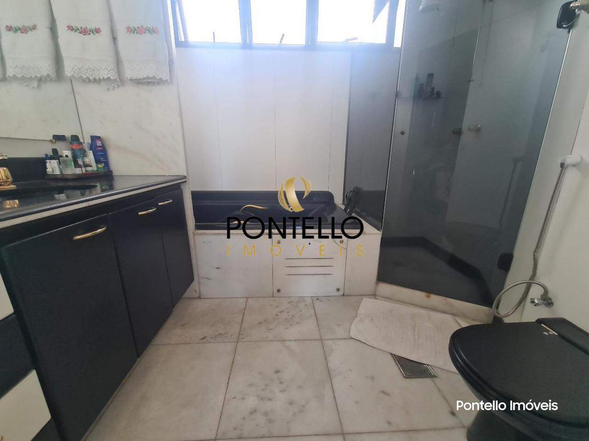 Casa, Caiçaras, 5 Quartos, 4 Vagas, 1 Suíte