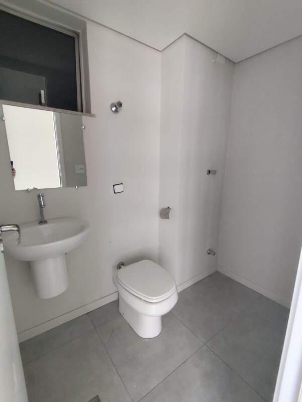 Andar, Centro, 0 Quarto, 0 Vaga