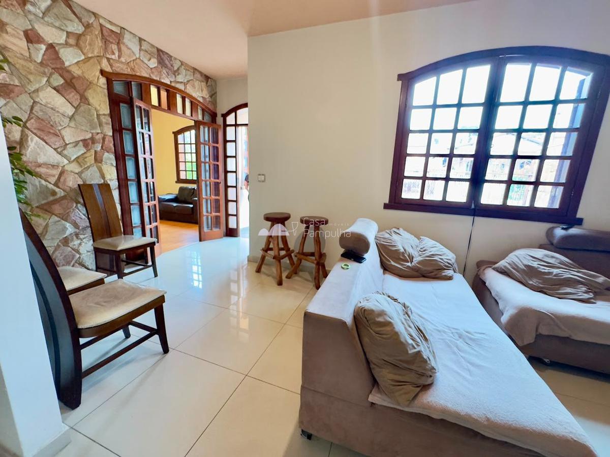 Casa, Santa Amélia, 3 Quartos, 4 Vagas, 2 Suítes