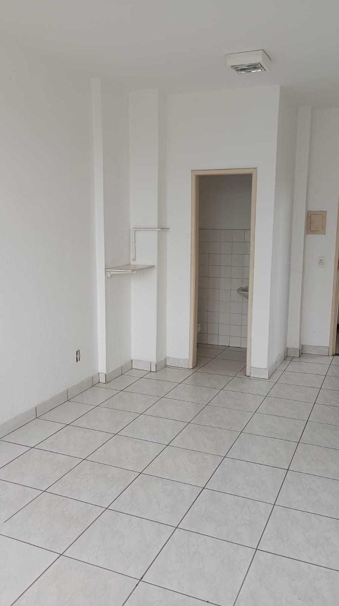 Sala, Nova Suíssa, 0 Quarto, 0 Vaga