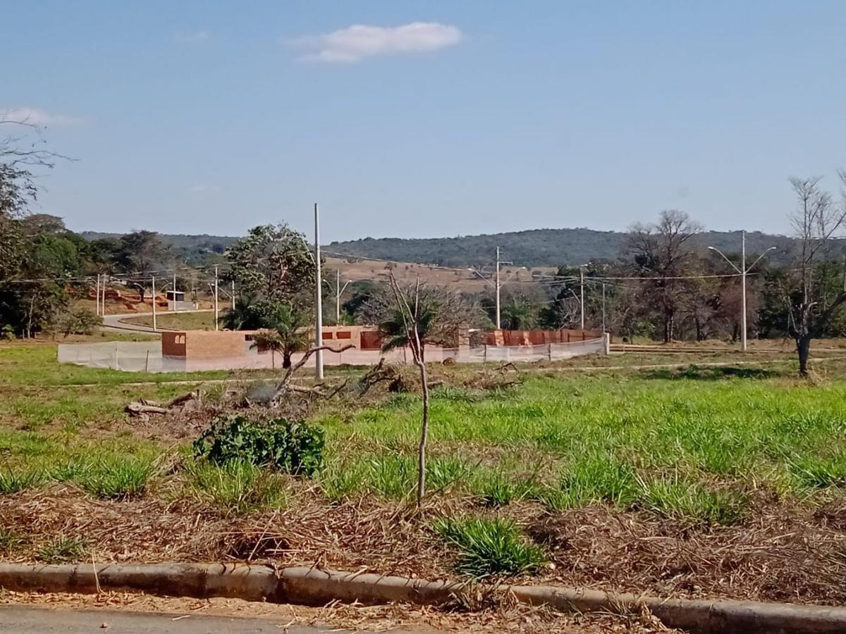 Lote, Condomínio Versailles Ville de France, 0 Quarto, 0 Vaga