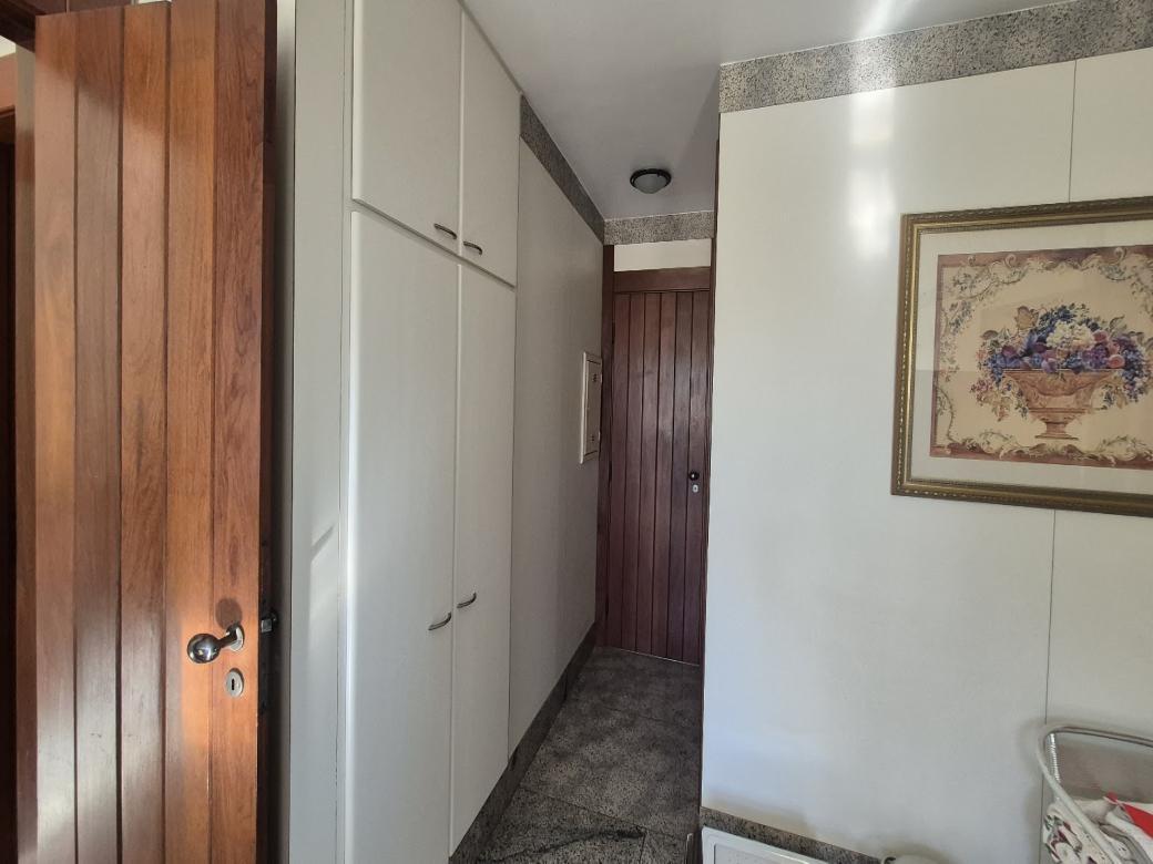 Casa, Mangabeiras, 7 Quartos, 8 Vagas, 6 Suítes