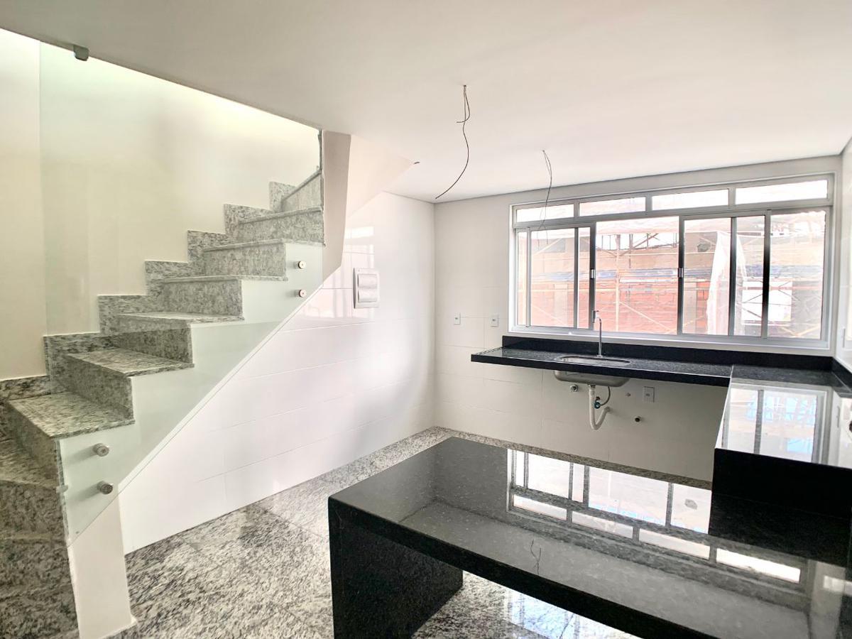 Cobertura, Santa Efigênia, 2 Quartos, 2 Vagas, 1 Suíte