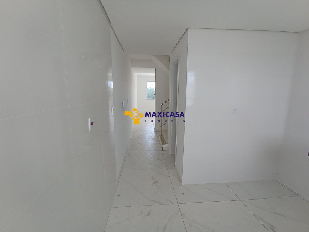 Casa, Santa Branca, 2 Quartos, 2 Vagas, 2 Suítes