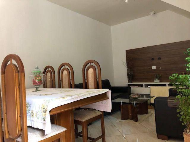 Casa, Jardim América, 3 Quartos, 4 Vagas, 1 Suíte