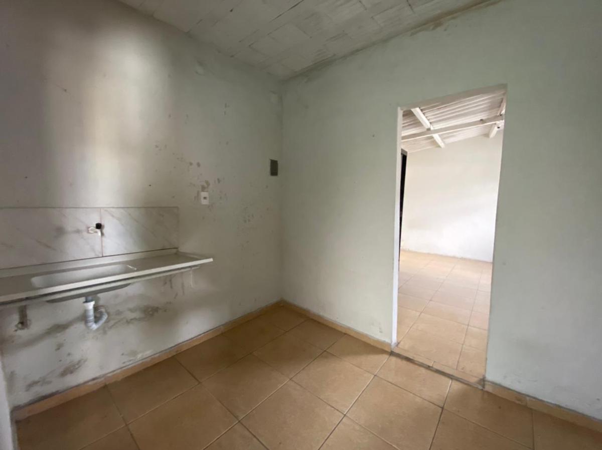 Lote, Monte Castelo, 8 Quartos, 4 Vagas