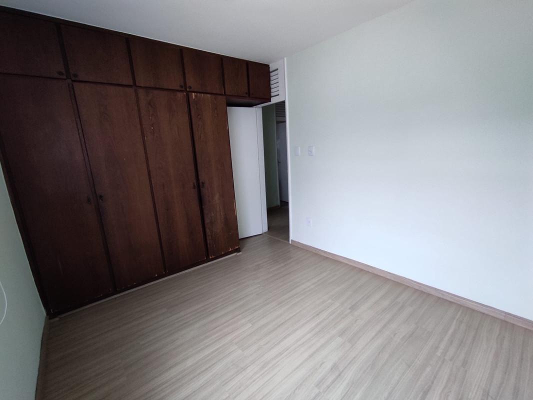 Casa, Alípio de Melo, 5 Quartos, 6 Vagas, 2 Suítes