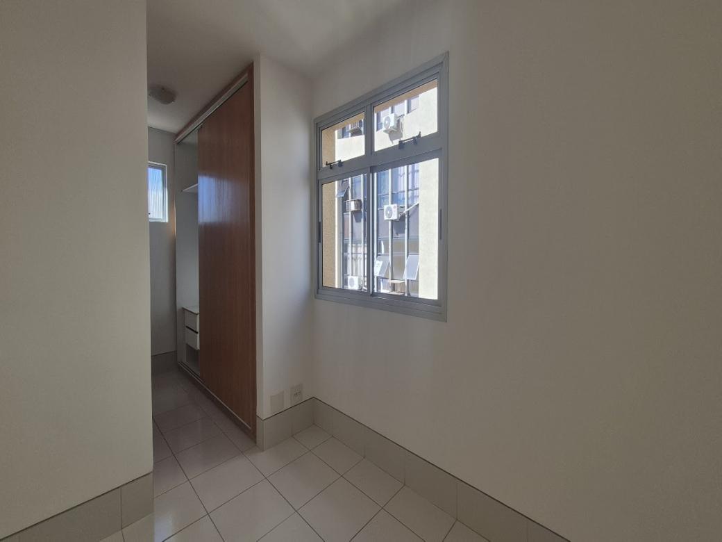 Apartamento, Funcionários, 2 Quartos, 2 Vagas, 1 Suíte