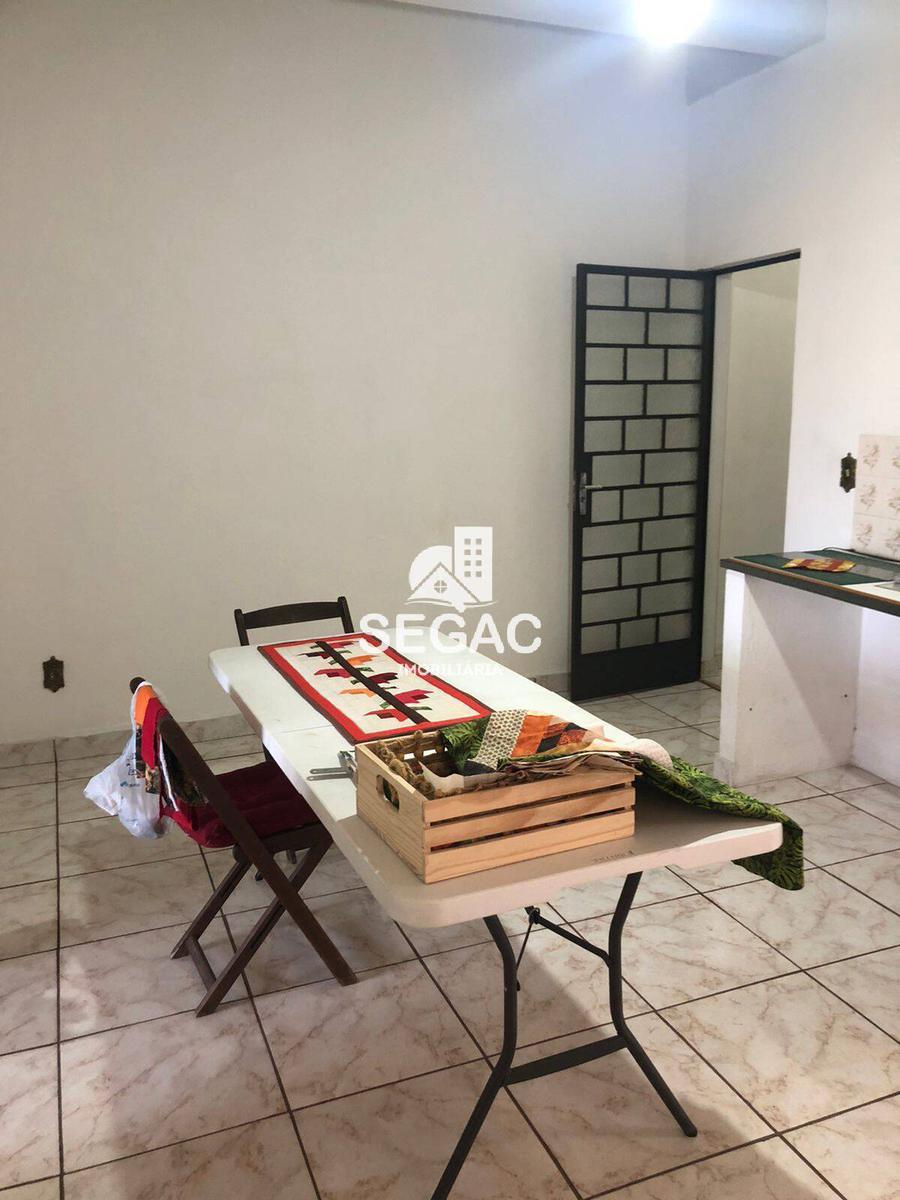 Casa, Havaí, 6 Quartos, 3 Vagas, 1 Suíte