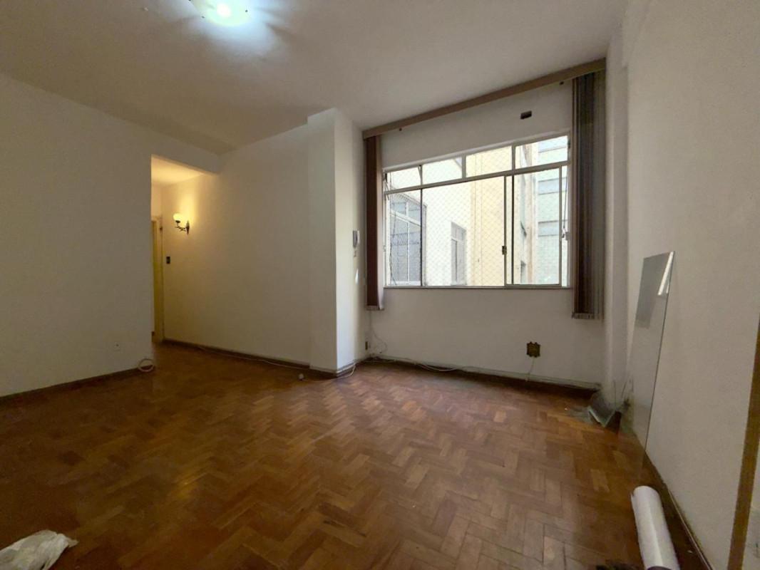 Apartamento, Centro, 2 Quartos, 0 Vaga