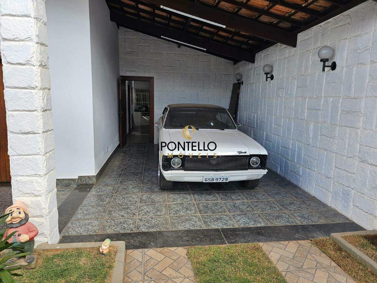 Casa, Boa Vista, 5 Quartos, 1 Vaga, 1 Suíte