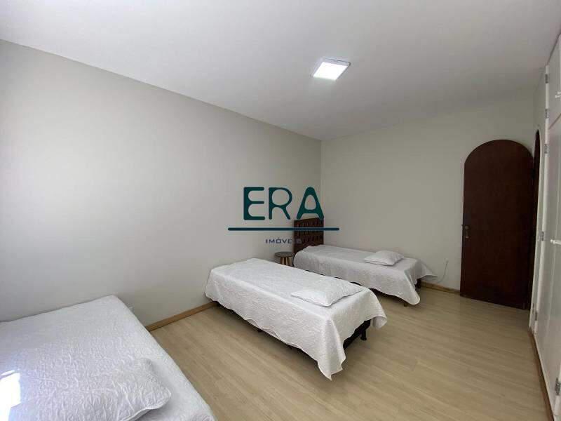 Casa, Sion, 4 Quartos, 6 Vagas, 1 Suíte