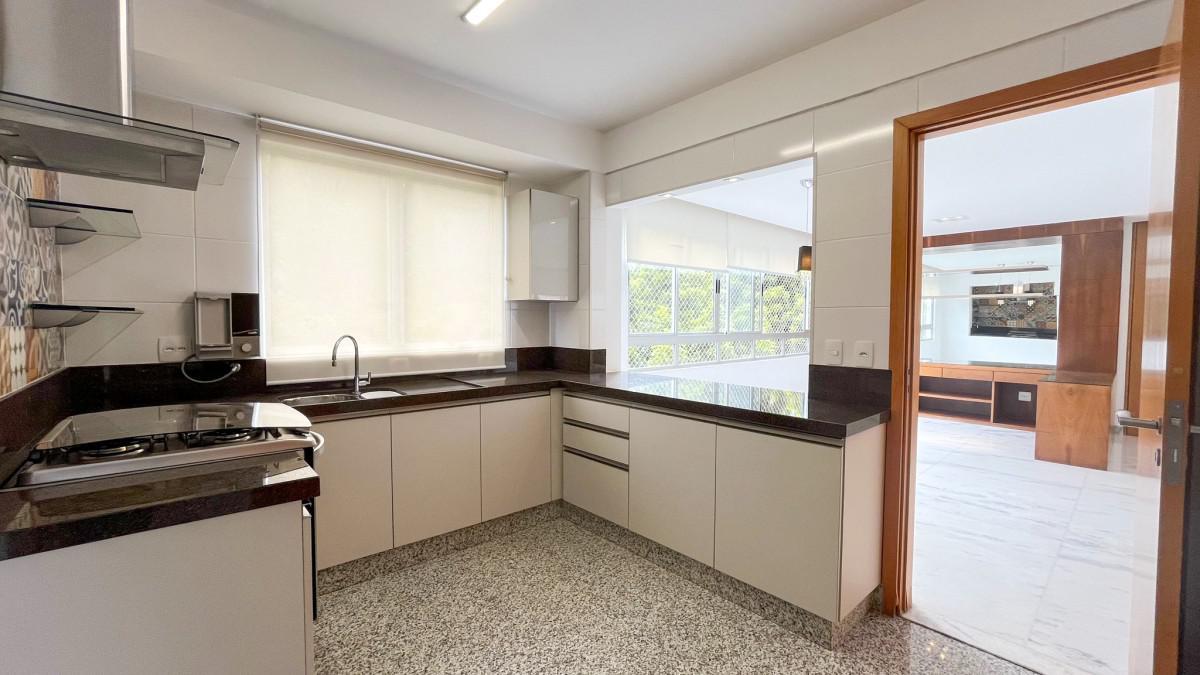 Apartamento, Funcionários, 3 Quartos, 2 Vagas, 2 Suítes