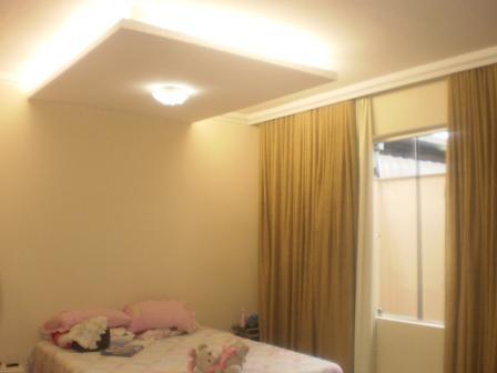 Casa, Santa Terezinha, 3 Quartos, 8 Vagas, 1 Suíte