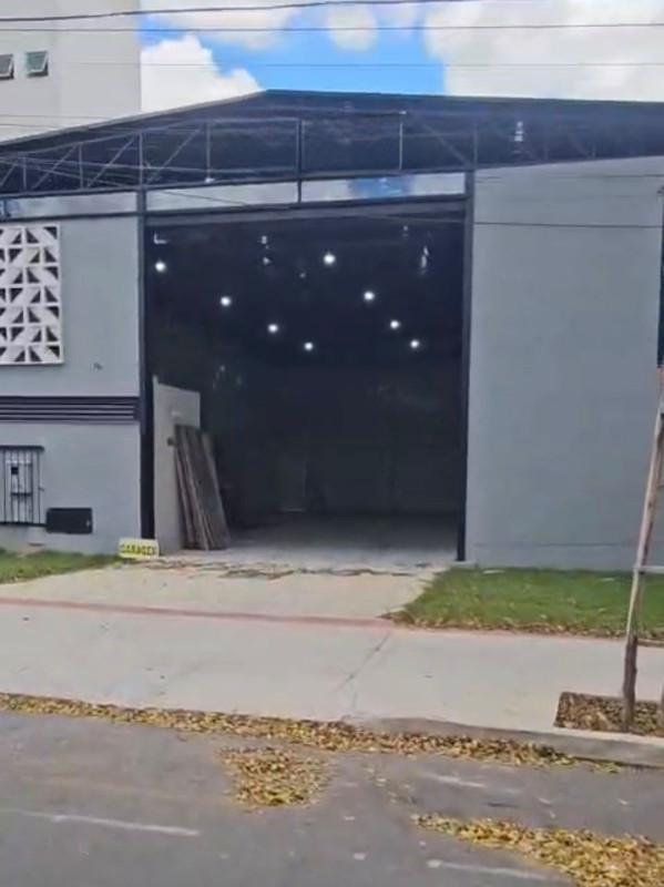 Galpão, Castelo, 1 Quarto, 4 Vagas