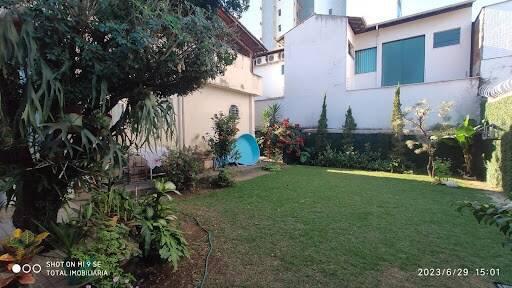 Casa, Centro, 3 Quartos, 5 Vagas, 1 Suíte