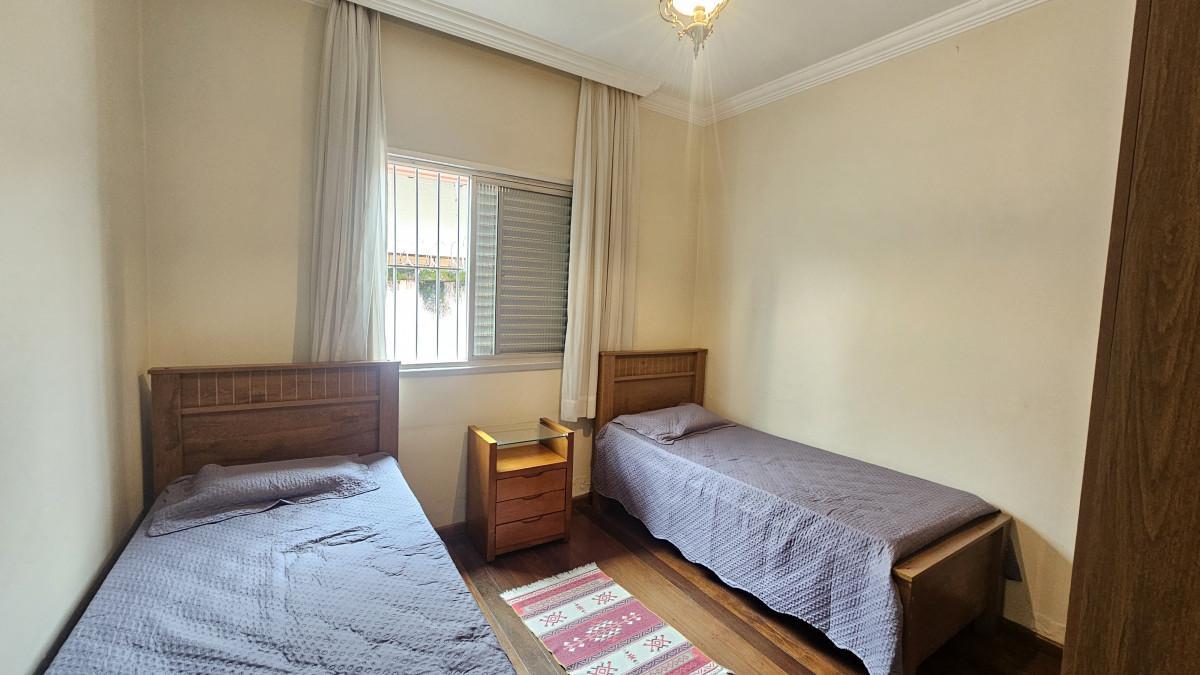 Casa, João Pinheiro, 3 Quartos, 2 Vagas, 1 Suíte