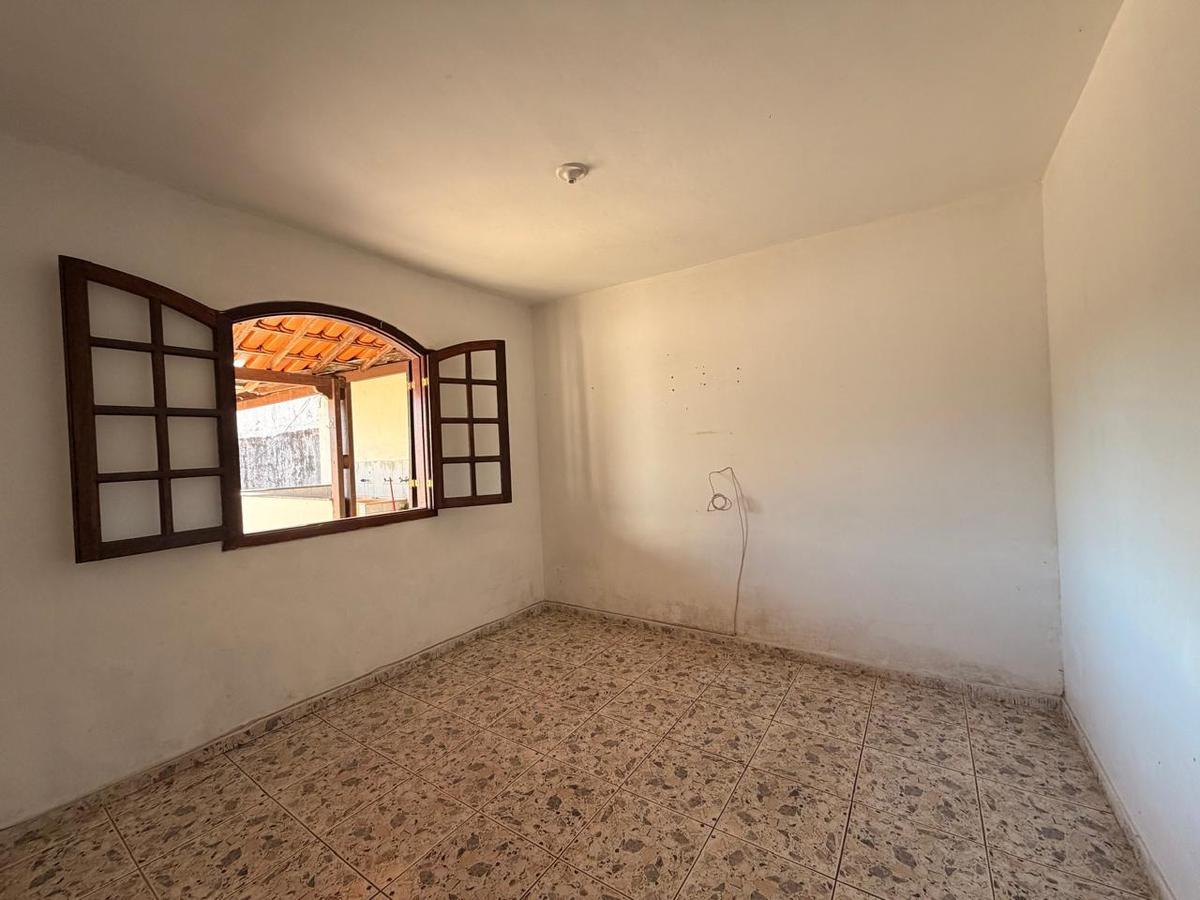 Casa, Jardim Canadá, 3 Quartos, 0 Vaga