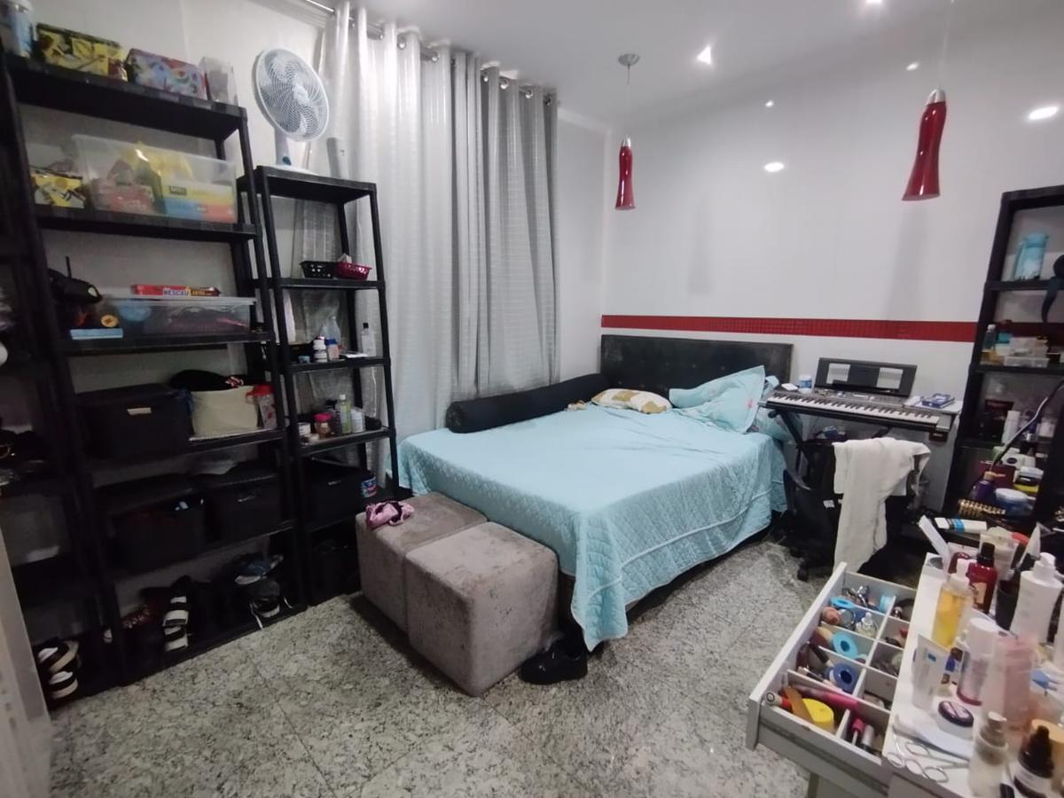 Casa, Sagrada Família, 4 Quartos, 5 Vagas, 1 Suíte