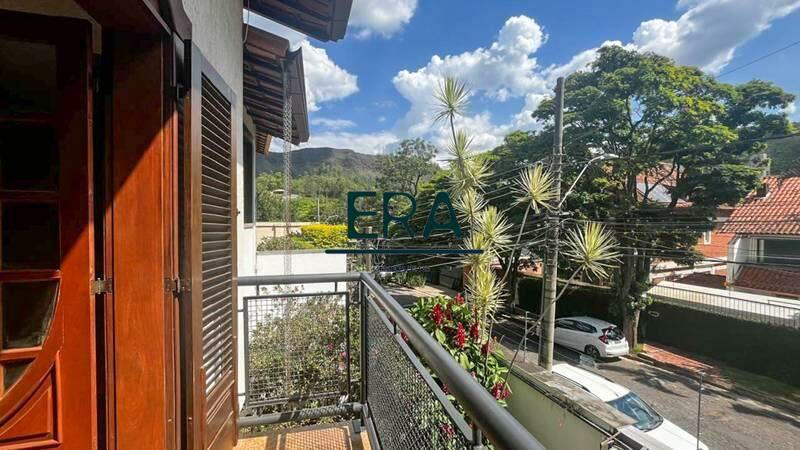 Casa, Comiteco, 5 Quartos, 6 Vagas, 2 Suítes