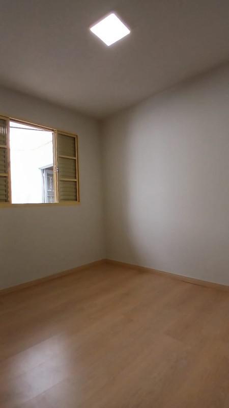 Casa, Castelo, 4 Quartos, 2 Vagas, 1 Suíte