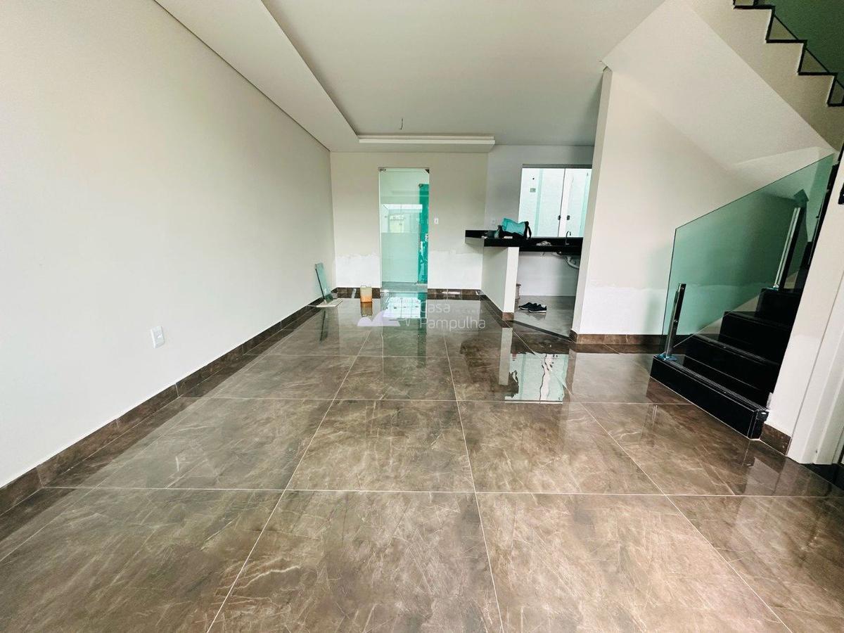 Casa, Candelária, 3 Quartos, 2 Vagas, 2 Suítes