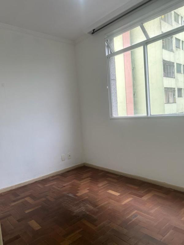 Apartamento, Centro, 2 Quartos, 0 Vaga