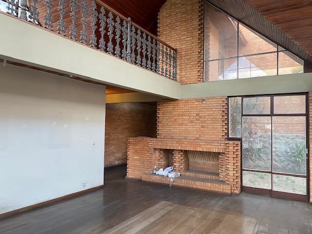 Casa, São José, 4 Quartos, 6 Vagas, 1 Suíte