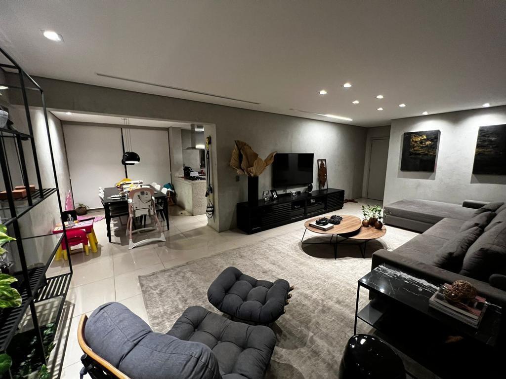 Apartamento, Vale dos Cristais, 4 Quartos, 3 Vagas, 2 Suítes