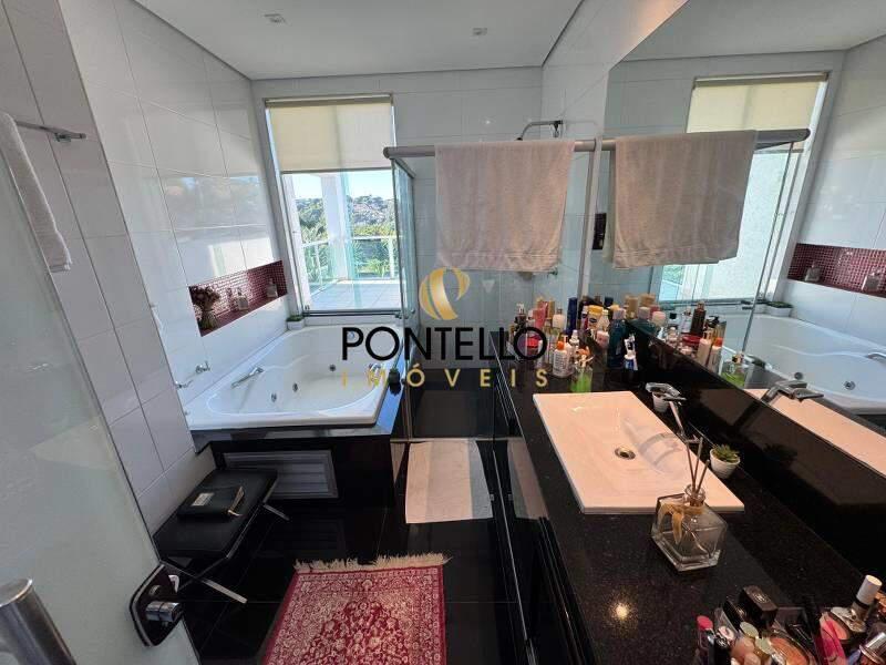 Casa, Bandeirantes (pampulha), 4 Quartos, 6 Vagas, 3 Suítes