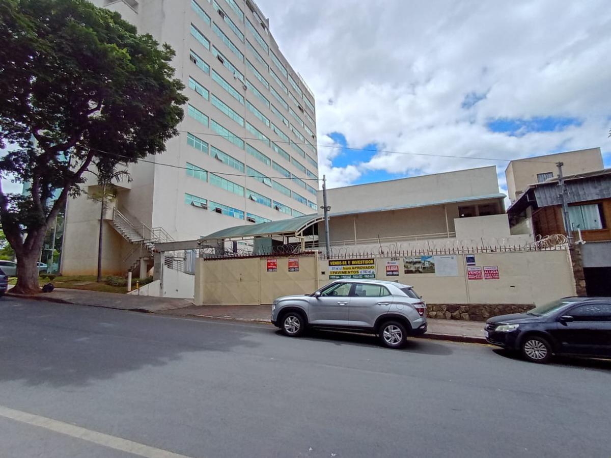 Casa Comercial, Liberdade, 0 Quarto, 0 Vaga