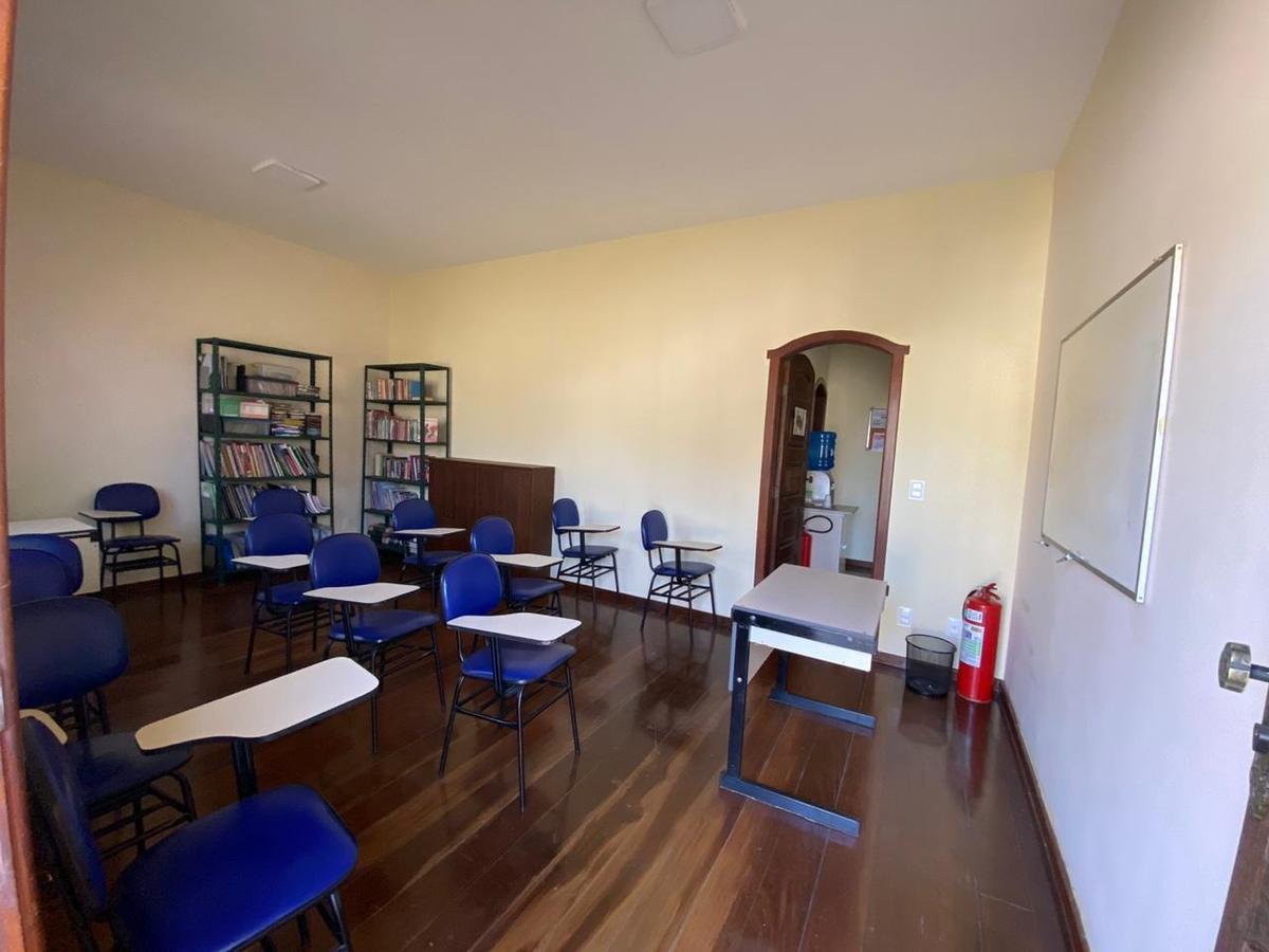 Casa, Colégio Batista, 4 Quartos, 3 Vagas, 1 Suíte