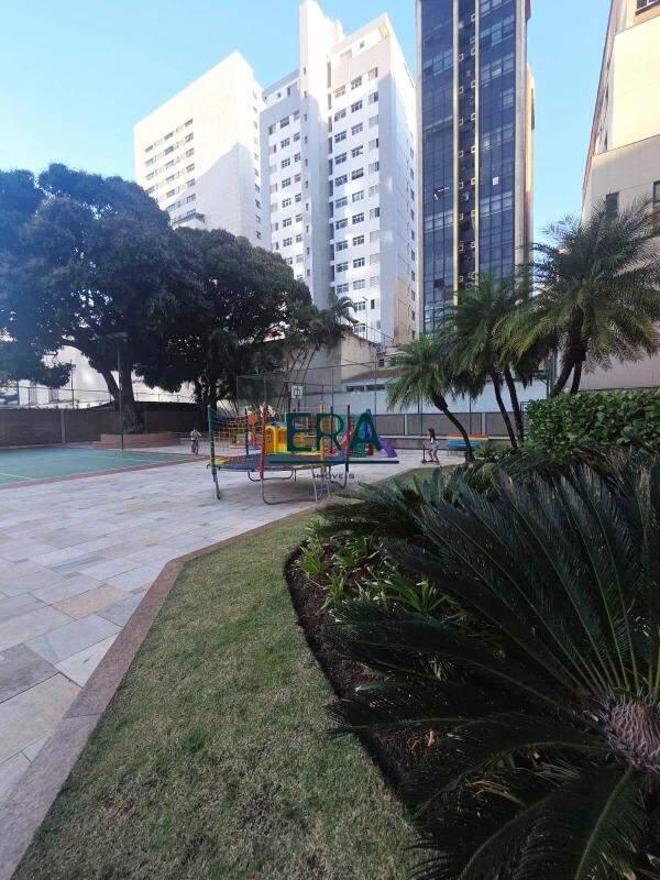 Cobertura, Funcionários, 5 Quartos, 4 Vagas, 4 Suítes