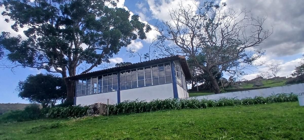Fazenda, Centro, 6 Quartos, 10 Vagas, 2 Suítes