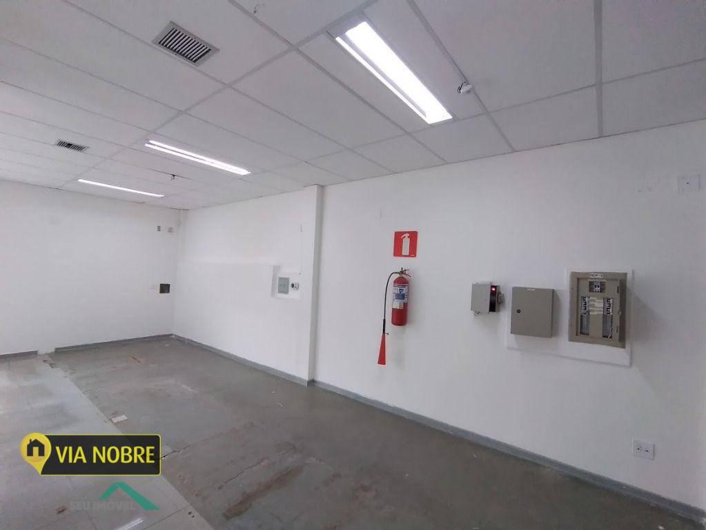 Loja, Jardim Inconfidência, 24 Vagas