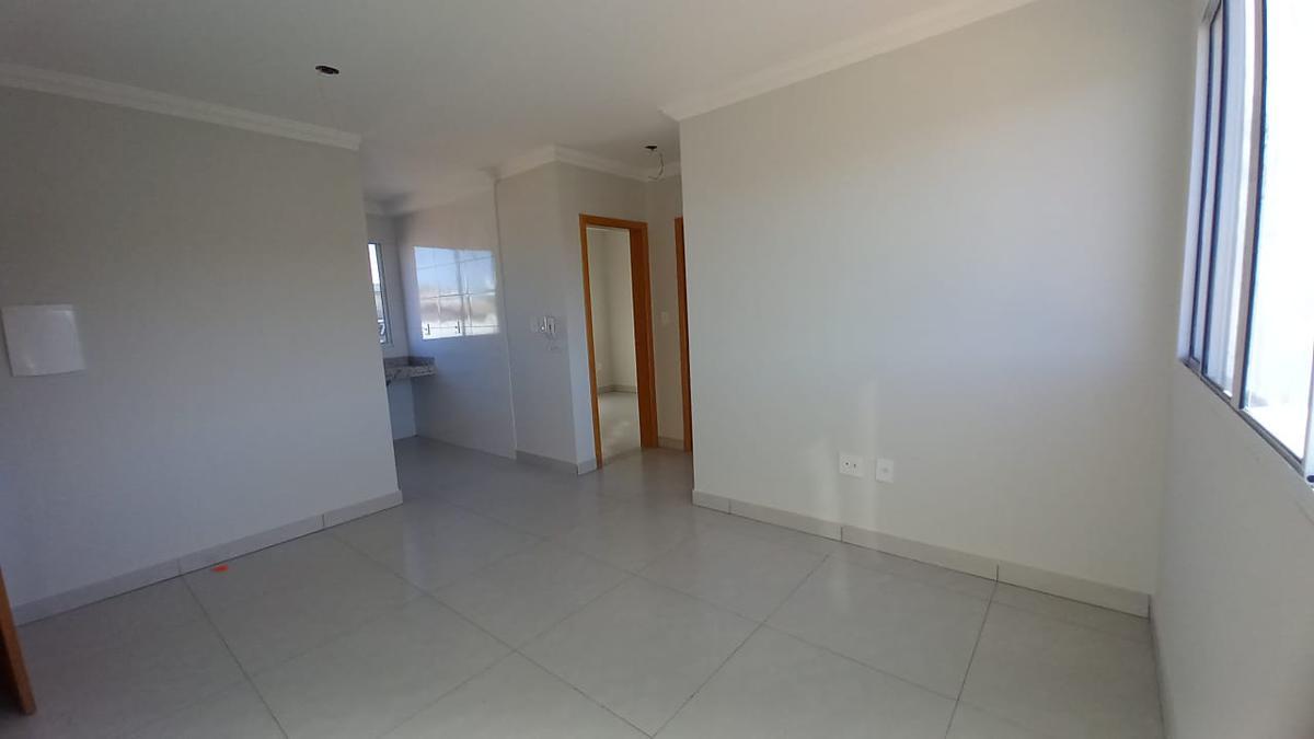 Apartamento, Santa Mônica, 2 Quartos, 1 Vaga