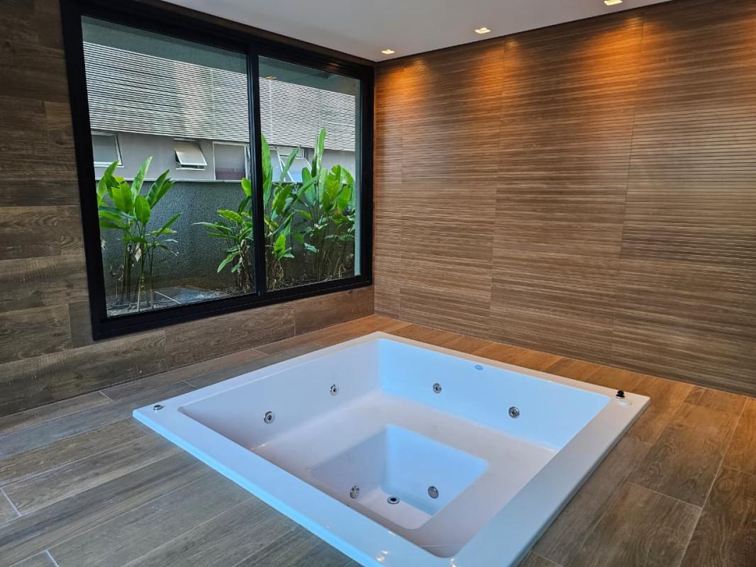 Apartamento, Lourdes, 2 Quartos, 2 Vagas, 1 Suíte