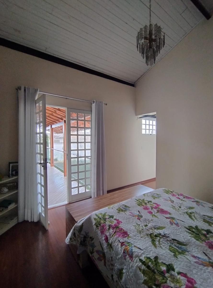 Casa, Floresta, 7 Quartos, 4 Vagas, 4 Suítes