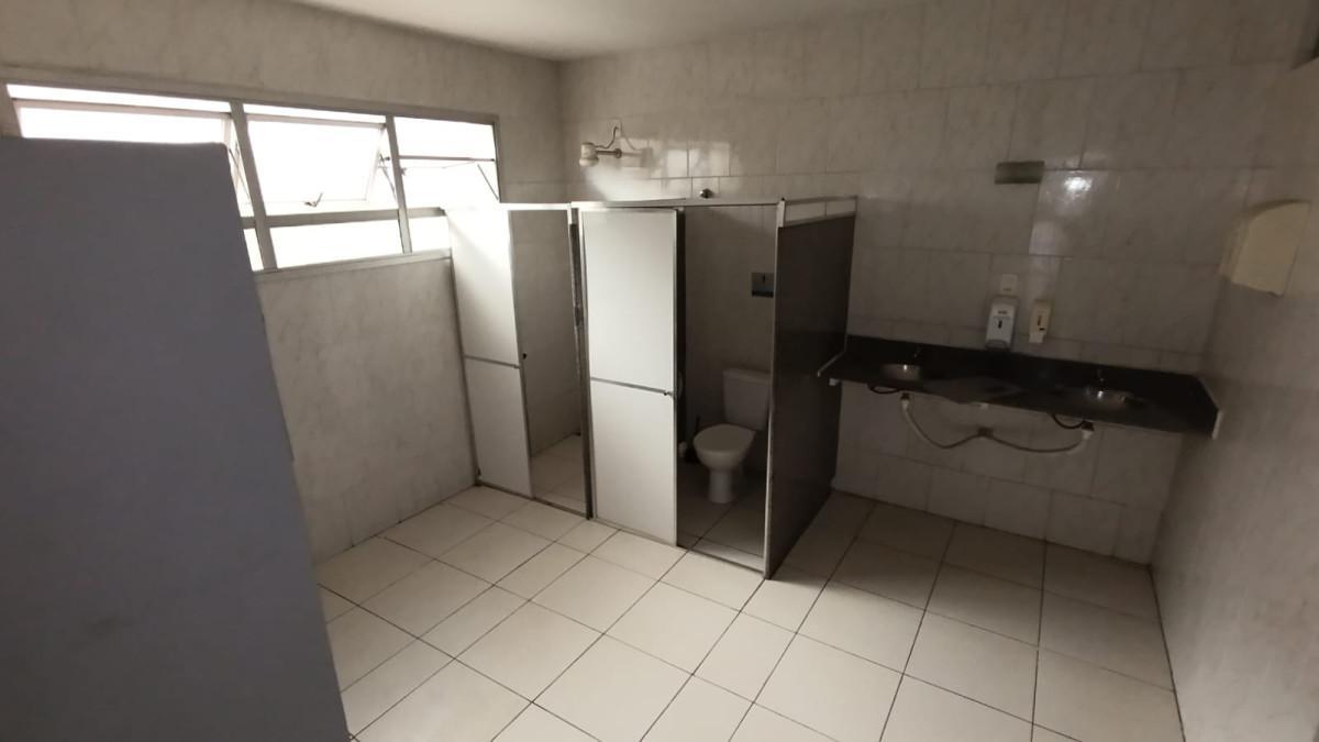 Galpão, Califórnia, 0 Quarto, 3 Vagas