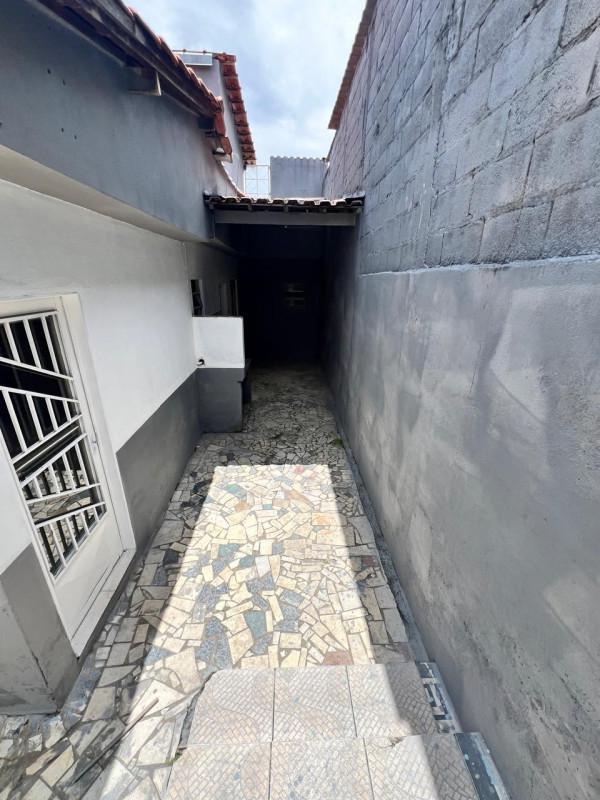 Casa, Conjunto Habitacional Centenário, 2 Quartos, 0 Vaga