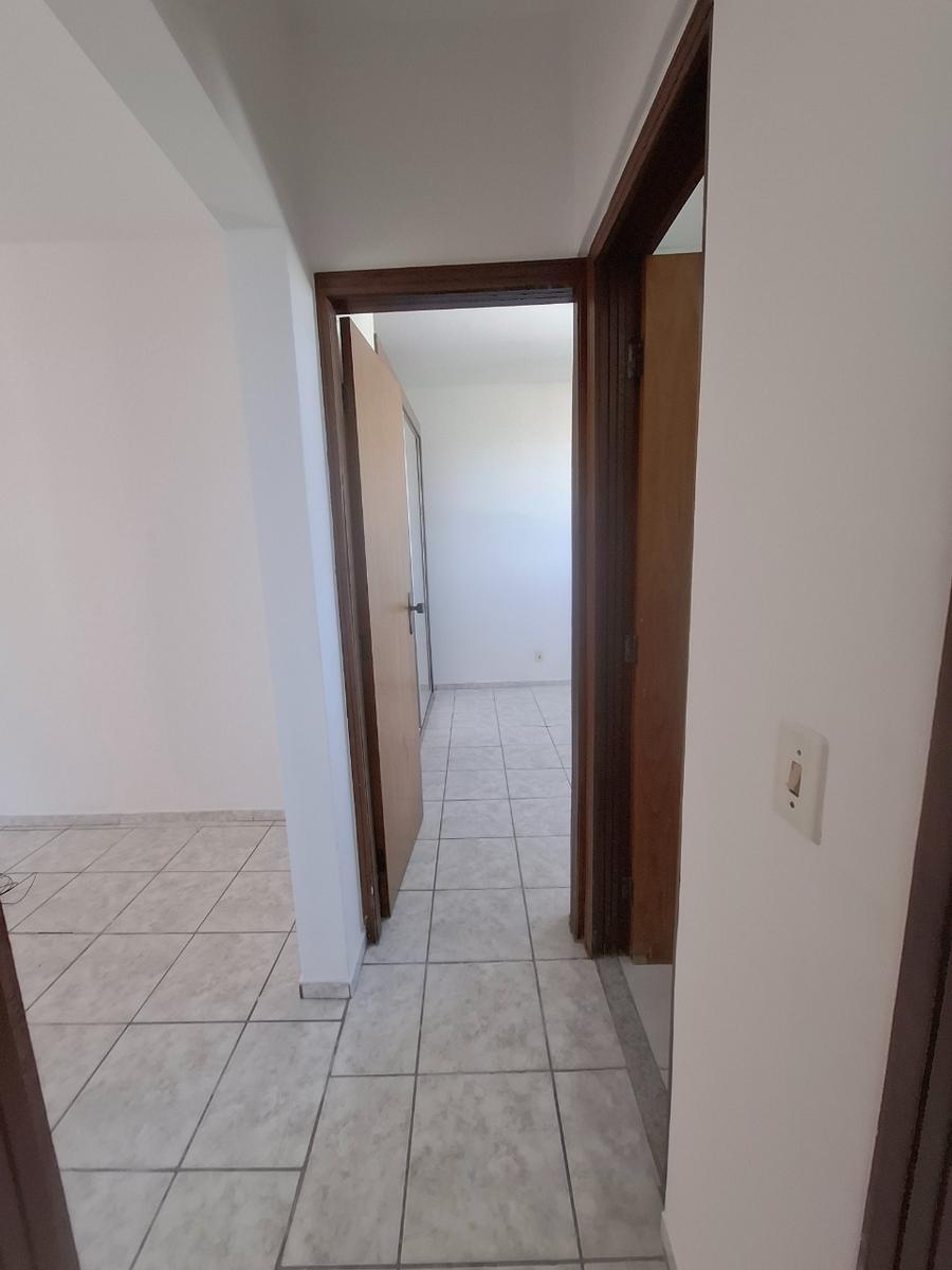 Apartamento, Santa Cruz, 2 Quartos, 1 Vaga