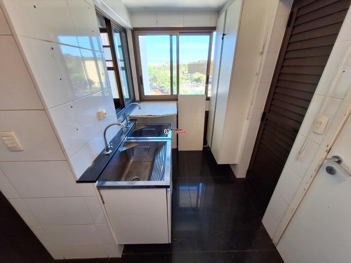 Apartamento, São José, 4 Quartos, 3 Vagas, 3 Suítes